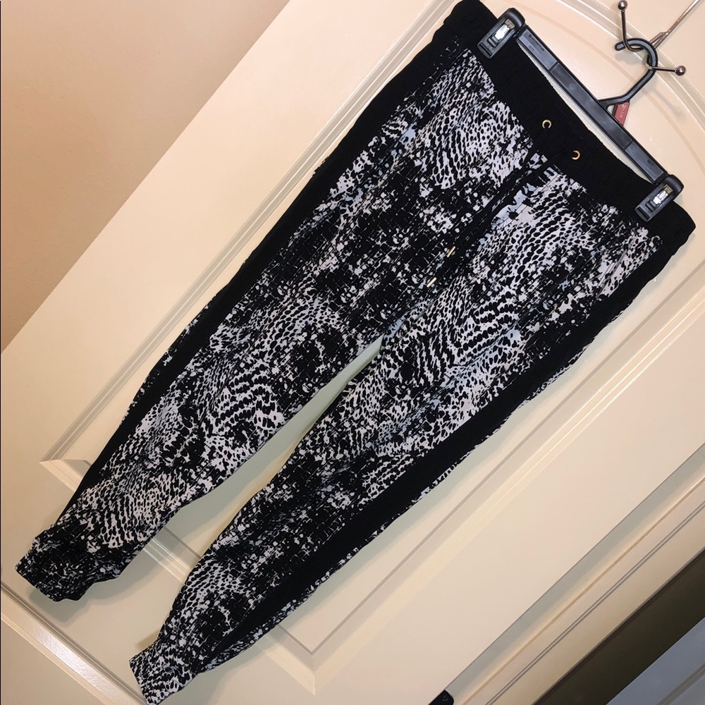 Sweatpants & Joggers